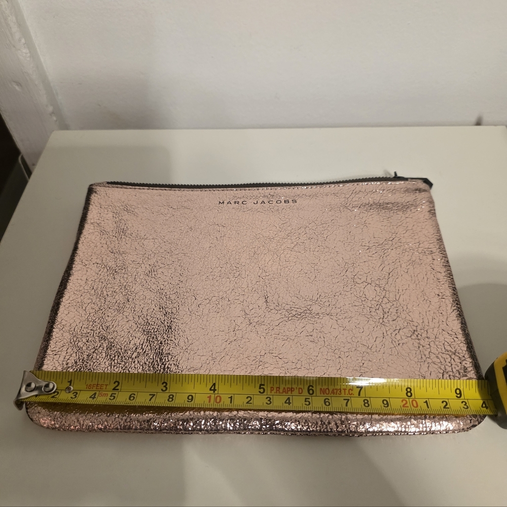 Marc Jacobs Metallic Rose Gold Clutch - Picture 7 of 8